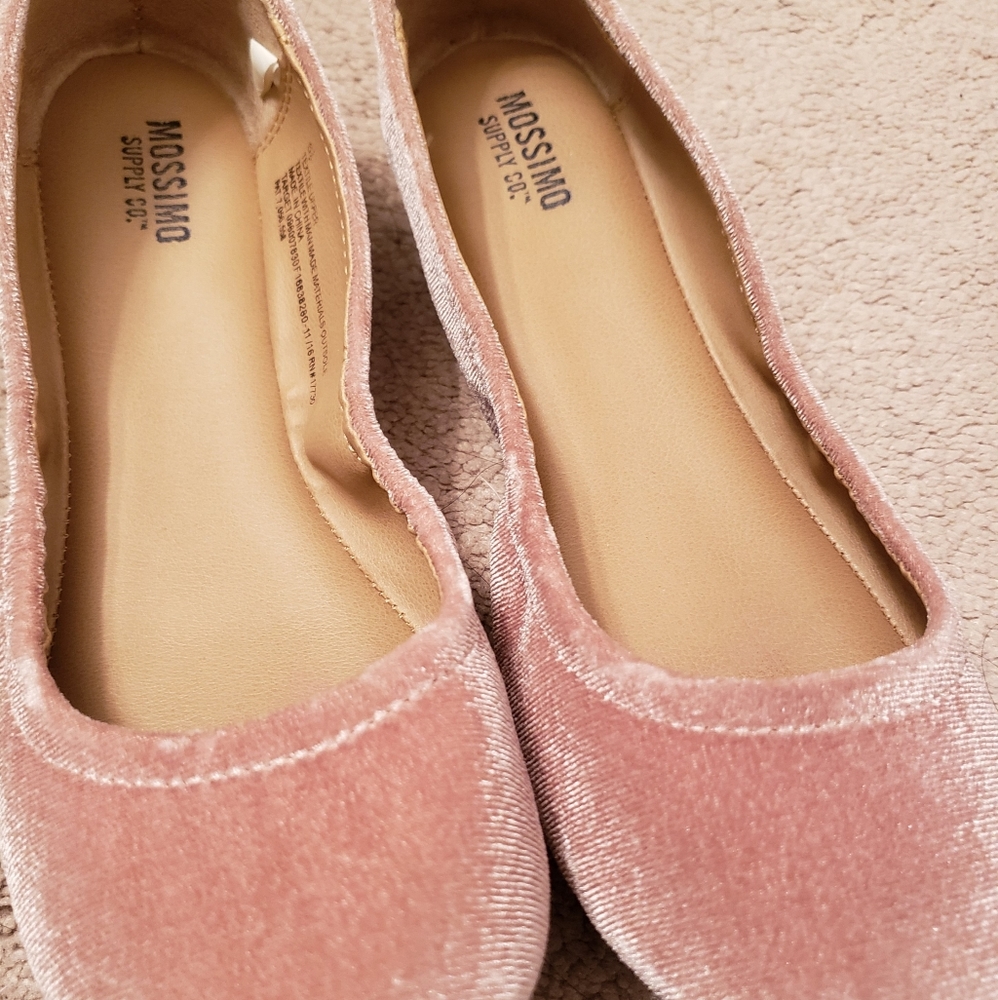 Women's Mossimo Light Pink Velour Ballet Flats 6.5